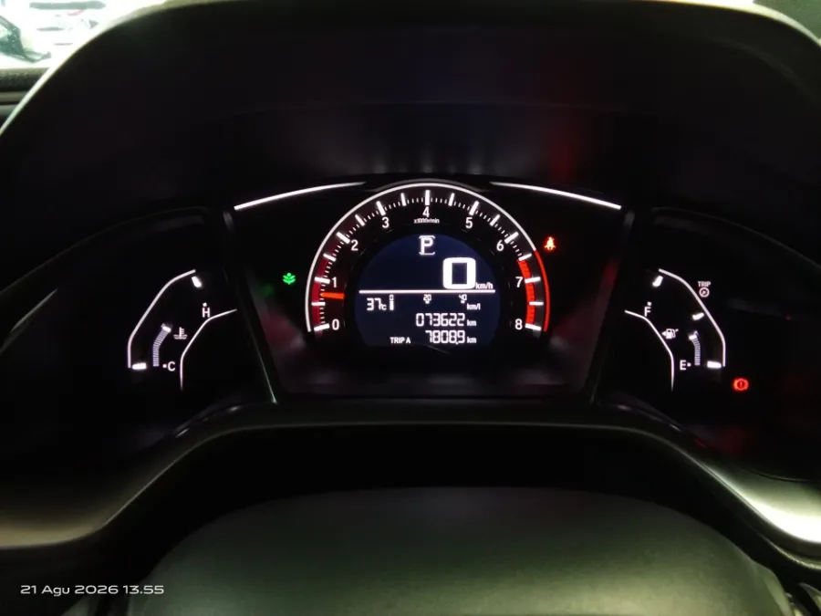 Foto Mobil Bekas Odometer Honda Civic 1.5 Turbo tahun 2016