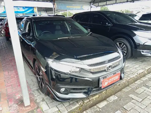 2017 Honda Civic 1.5 Turbo - Foto 1 dari 6