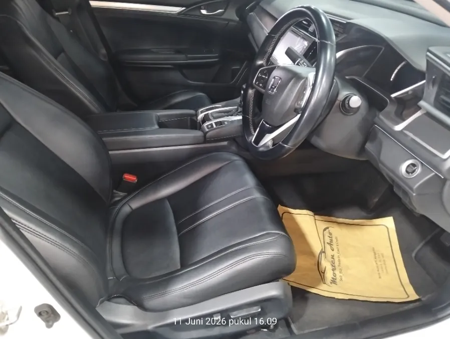 Foto Mobil Bekas Kabin Depan Honda Civic 1.5 Turbo tahun 2018
