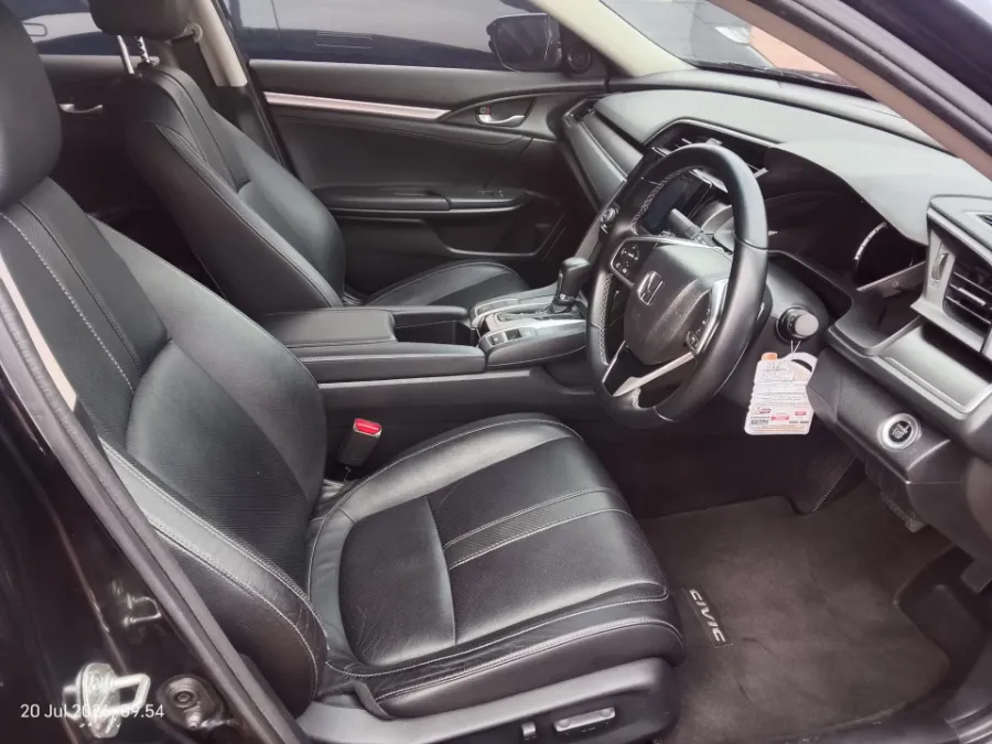 Foto Mobil Bekas Kabin Depan Honda Civic 1.5 Turbo tahun 2018