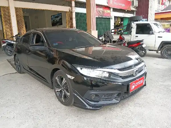 2018 Honda Civic 1.5 Turbo - Foto 1 dari 6