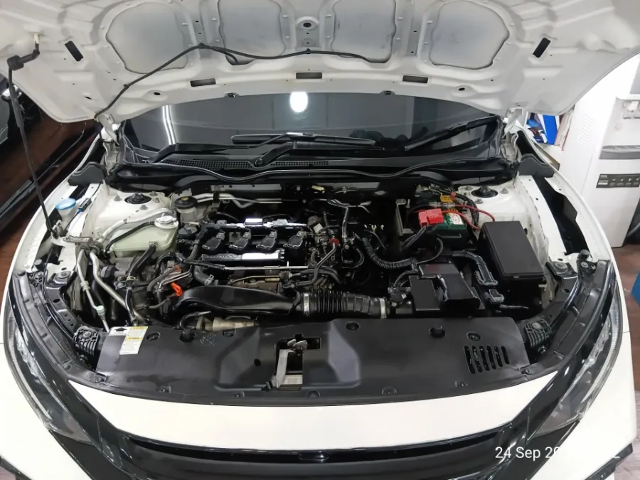 Foto Mobil Bekas Mesin Honda Civic 1.5 Turbo tahun 2018
