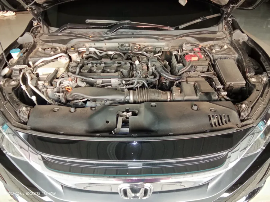Foto Mobil Bekas Mesin Honda Civic 1.5 Turbo tahun 2018