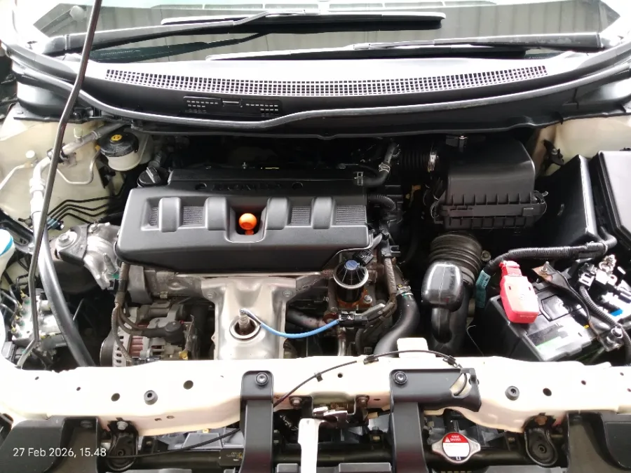 Foto Mobil Bekas Mesin Honda Civic 1.8 FB tahun 2014