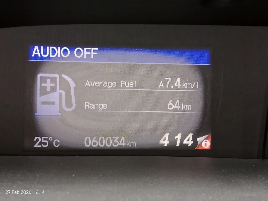 Foto Mobil Bekas Odometer Honda Civic 1.8 FB tahun 2014