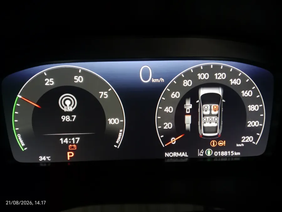 Foto Mobil Bekas Odometer Honda CR-V 1.5 tahun 2023