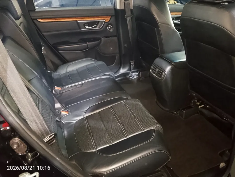 Foto Mobil Bekas Kabin Belakang Honda CR-V 1.5 Prestige tahun 2018