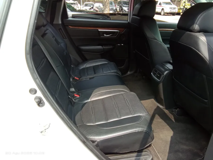 Foto Mobil Bekas Kabin Belakang Honda CR-V 1.5 Prestige tahun 2019