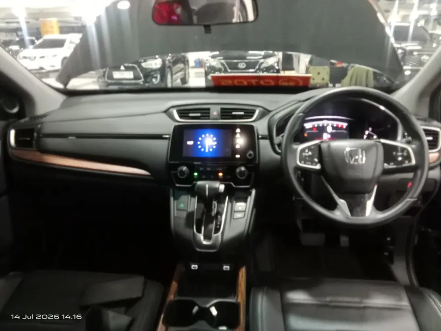 Foto Mobil Bekas Dashboard Honda CR-V 1.5 Prestige tahun 2021