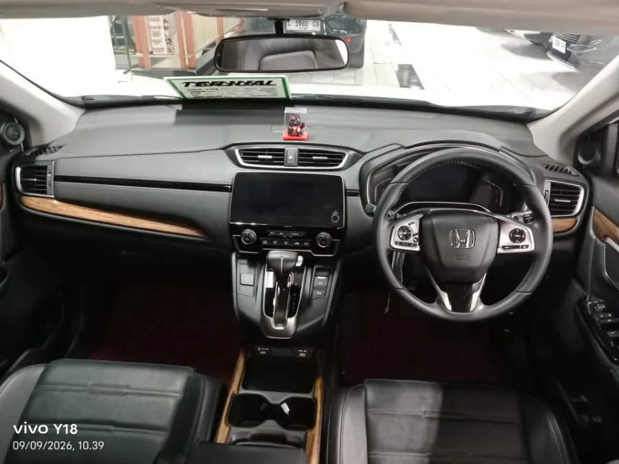 Foto Mobil Bekas Dashboard Honda CR-V 1.5 Prestige tahun 2021