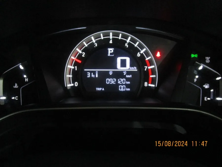 Foto Mobil Bekas Odometer Honda CR-V 1.5 Turbo tahun 2017