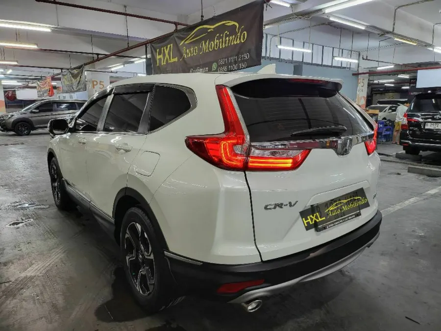 Foto Mobil Bekas Kiri Belakang Honda CR-V 1.5 Turbo tahun 2018