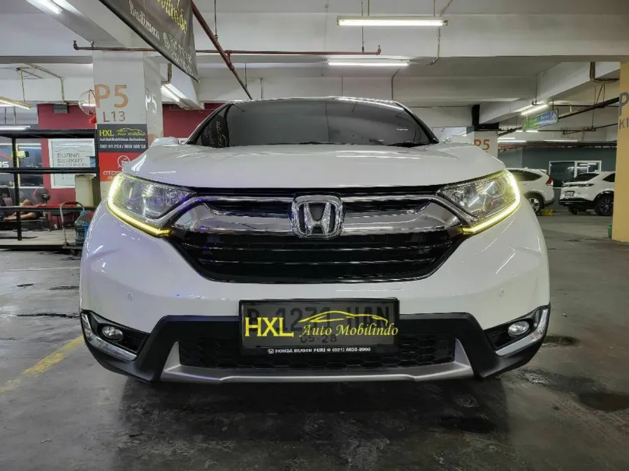 Foto Mobil Bekas Tampak Depan Honda CR-V 1.5 Turbo tahun 2018