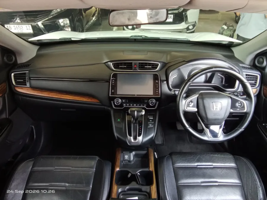 Foto Mobil Bekas Dashboard Honda CR-V 1.5 Turbo tahun 2019