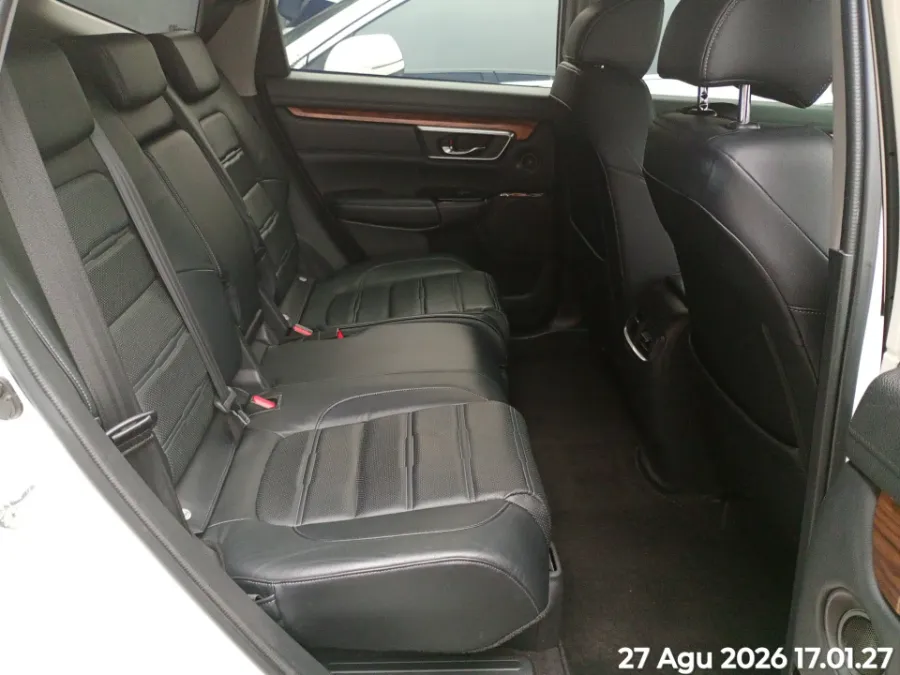 Foto Mobil Bekas Kabin Belakang Honda CR-V 1.5 Turbo tahun 2019