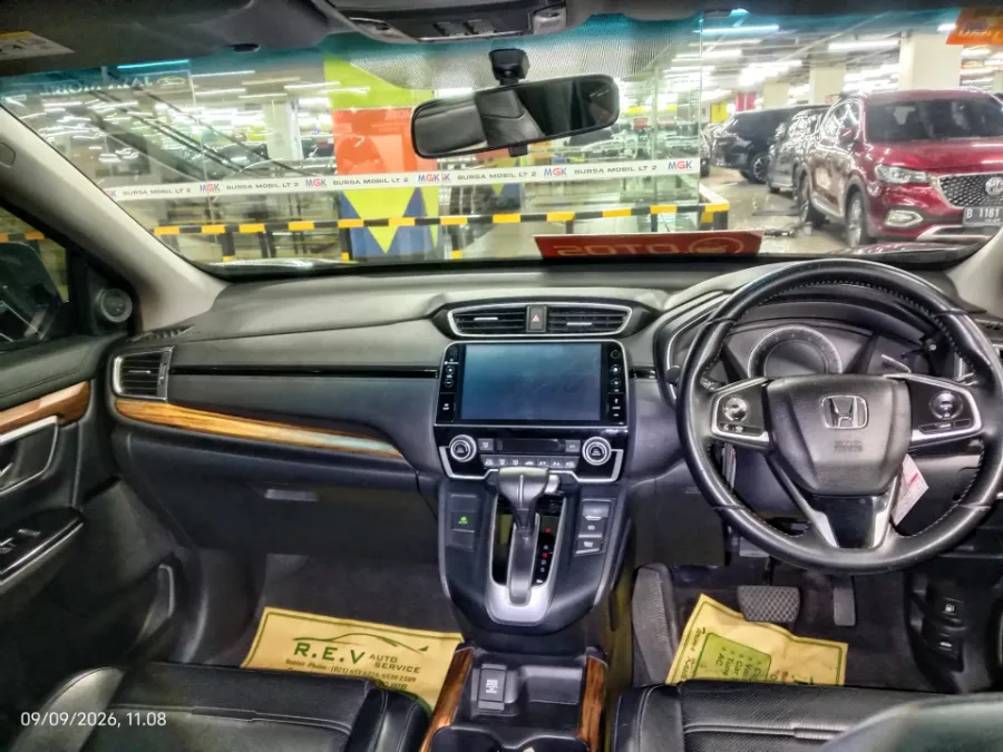 Foto Mobil Bekas Dashboard Honda CR-V 1.5 Turbo Prestige tahun 2017