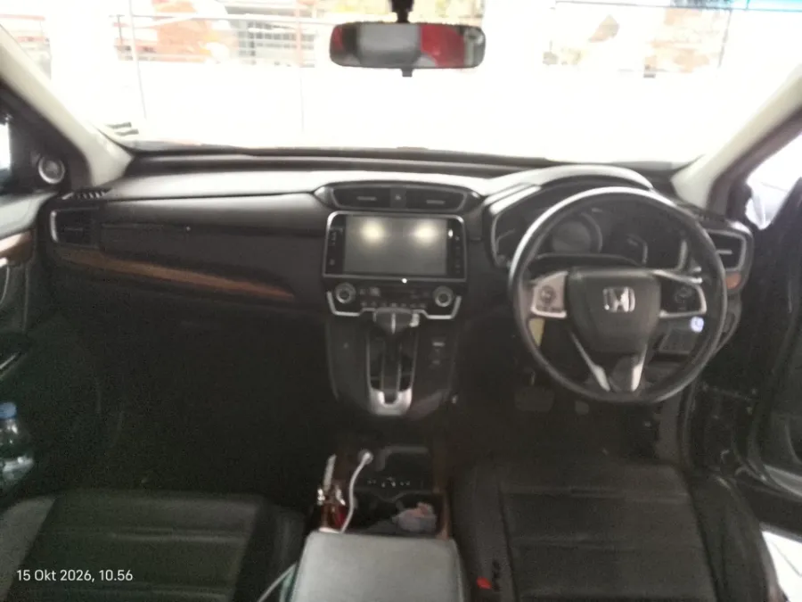 Foto Mobil Bekas Dashboard Honda CR-V 1.5 Turbo Prestige tahun 2017