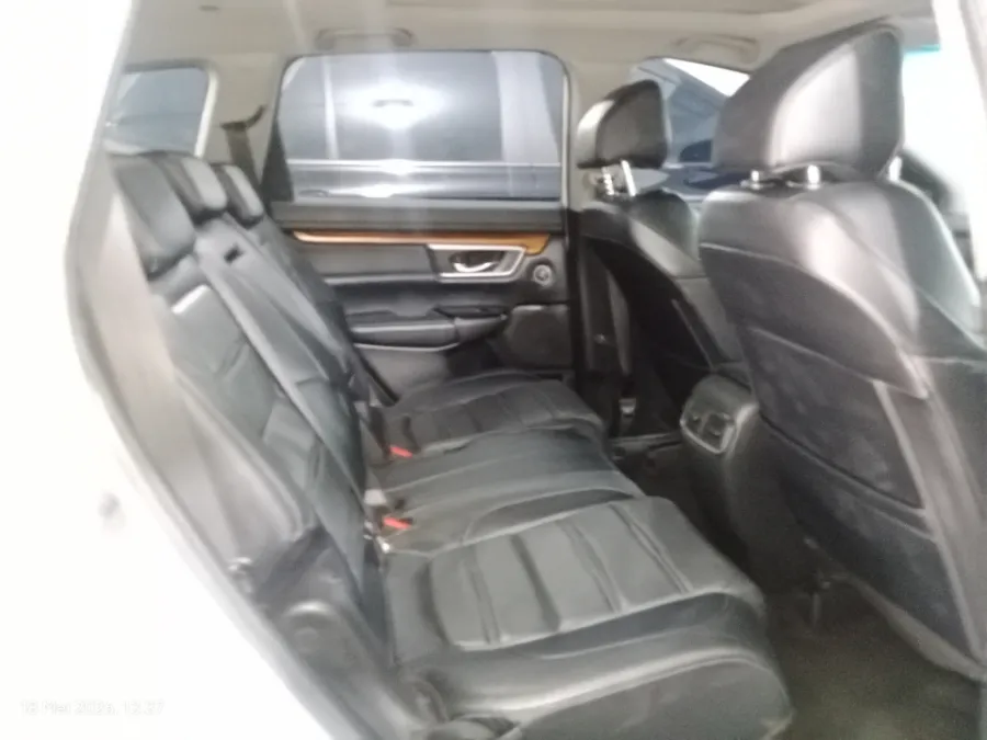 Foto Mobil Bekas Kabin Belakang Honda CR-V 1.5 Turbo Prestige tahun 2017