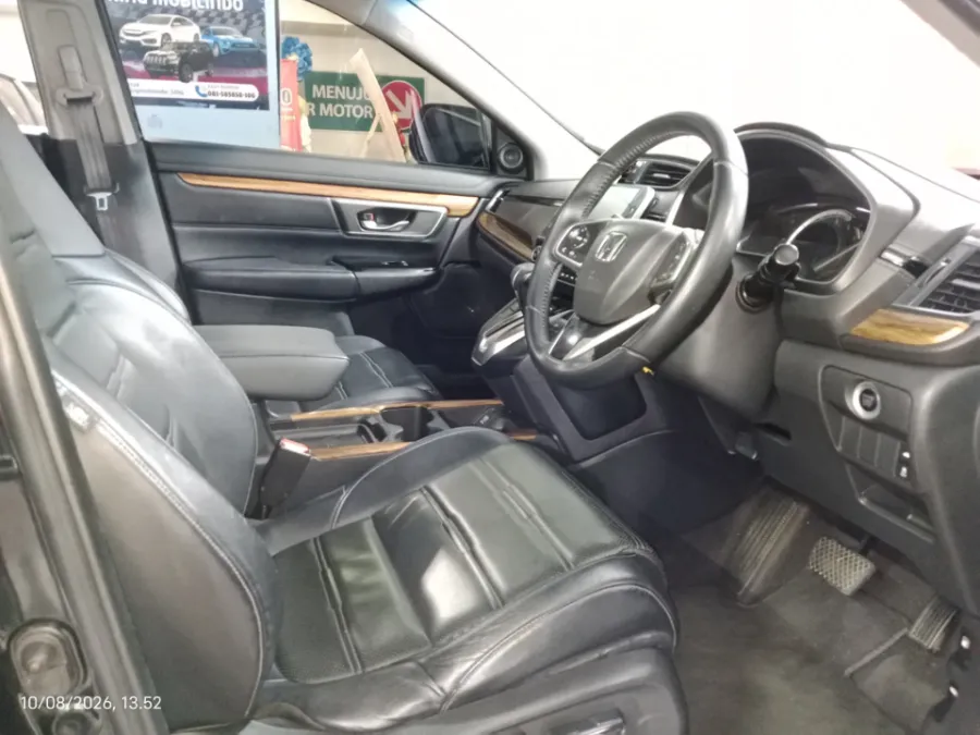 Foto Mobil Bekas Kabin Depan Honda CR-V 1.5 Turbo Prestige tahun 2017