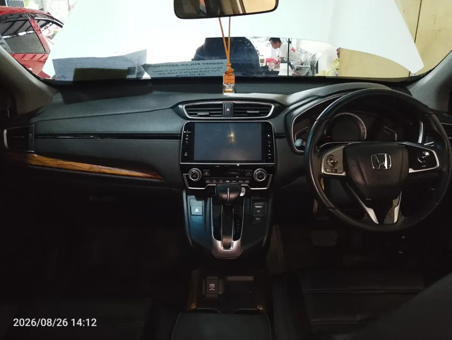 Foto Mobil Bekas Dashboard Honda CR-V 1.5 Turbo Prestige tahun 2018