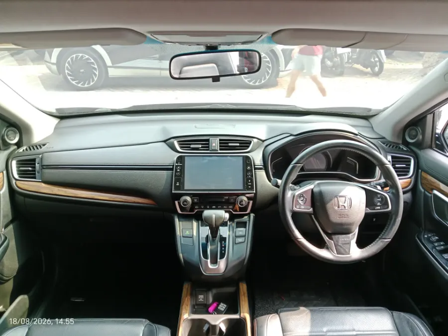 Foto Mobil Bekas Dashboard Honda CR-V 1.5 Turbo Prestige tahun 2018