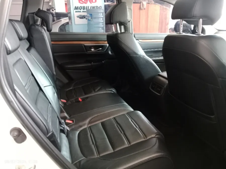 Foto Mobil Bekas Kabin Belakang Honda CR-V 1.5 Turbo Prestige tahun 2018
