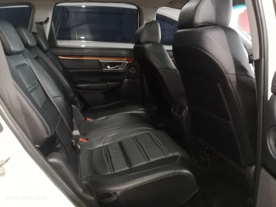 Foto Mobil Bekas Kabin Belakang Honda CR-V 1.5 Turbo Prestige tahun 2018