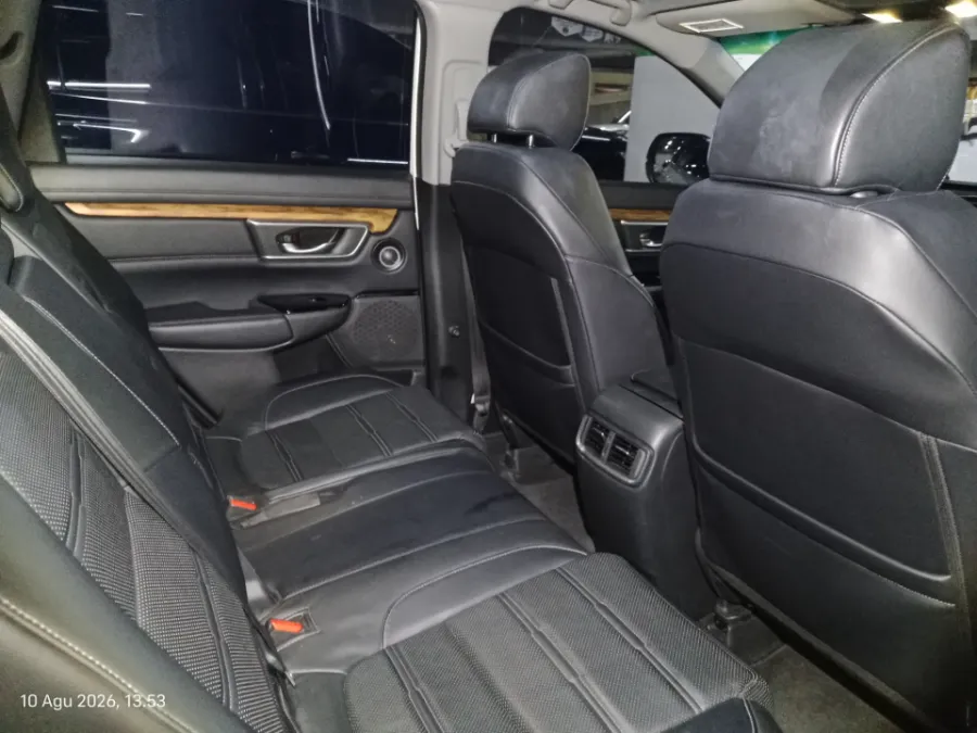 Foto Mobil Bekas Kabin Belakang Honda CR-V 1.5 Turbo Prestige tahun 2018