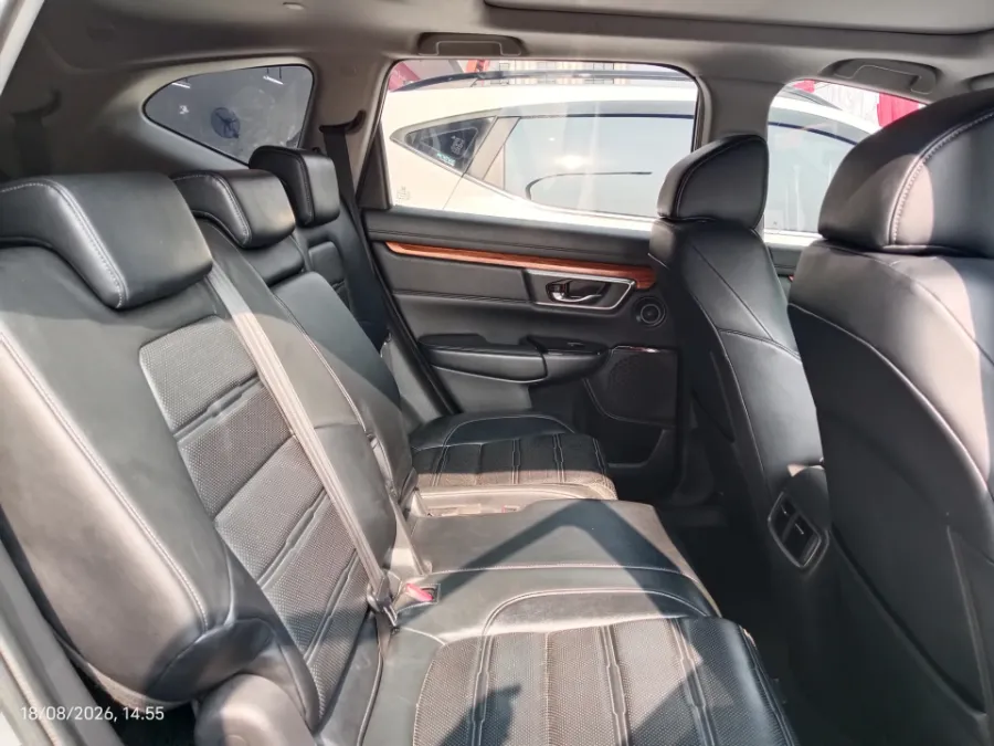 Foto Mobil Bekas Kabin Belakang Honda CR-V 1.5 Turbo Prestige tahun 2018
