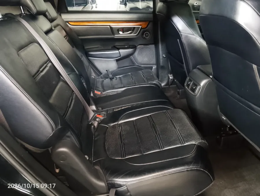 Foto Mobil Bekas Kabin Belakang Honda CR-V 1.5 Turbo Prestige tahun 2018