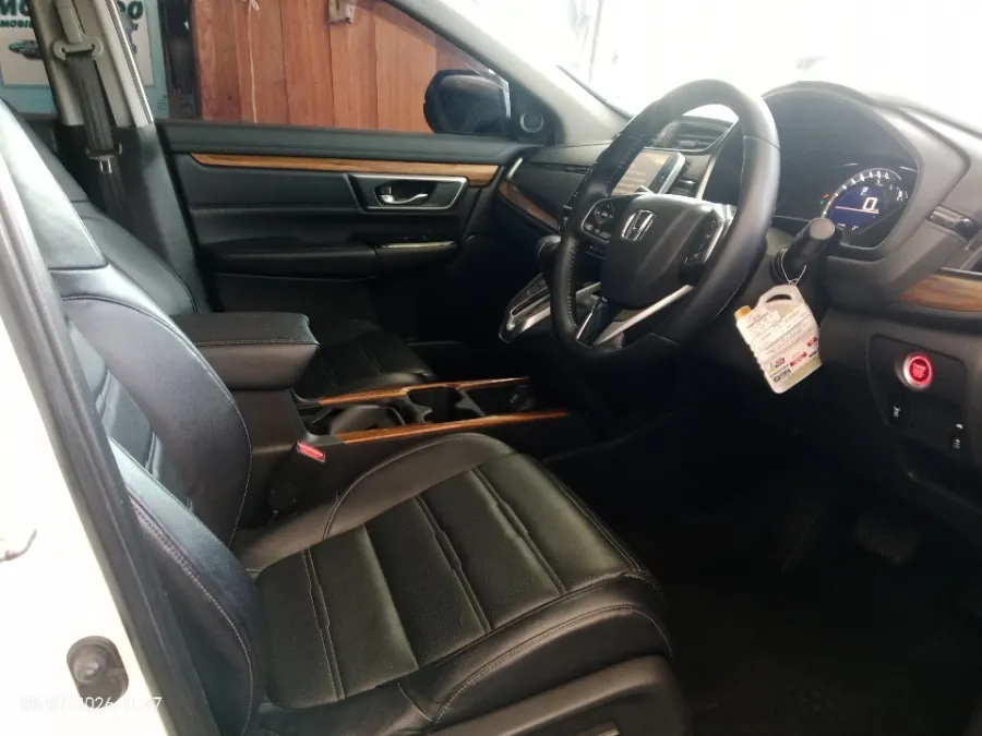 Foto Mobil Bekas Kabin Depan Honda CR-V 1.5 Turbo Prestige tahun 2018