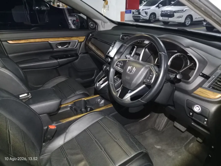 Foto Mobil Bekas Kabin Depan Honda CR-V 1.5 Turbo Prestige tahun 2018