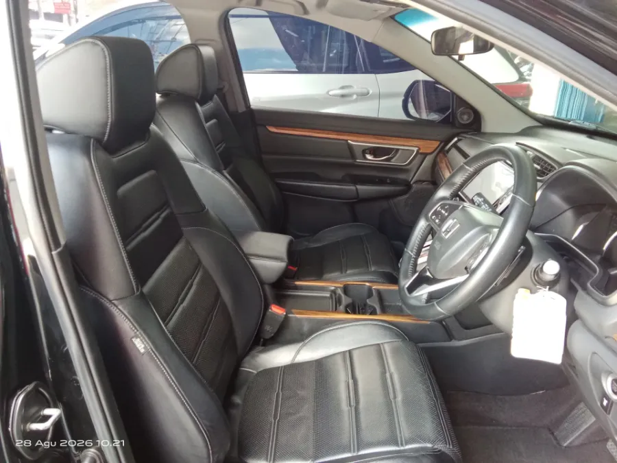 Foto Mobil Bekas Kabin Depan Honda CR-V 1.5 Turbo Prestige tahun 2018