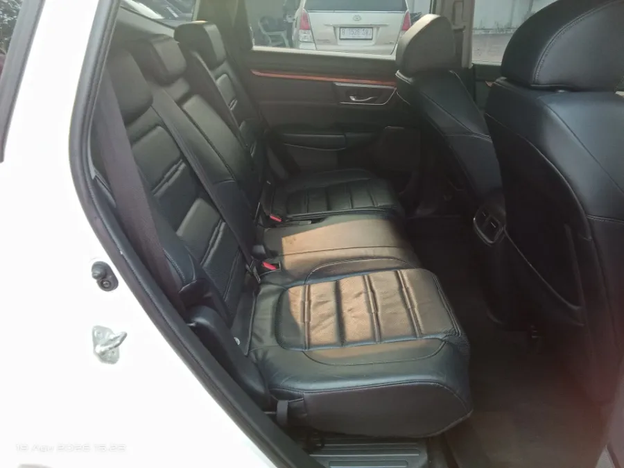 Foto Mobil Bekas Kabin Belakang Honda CR-V 1.5 Turbo Prestige tahun 2019