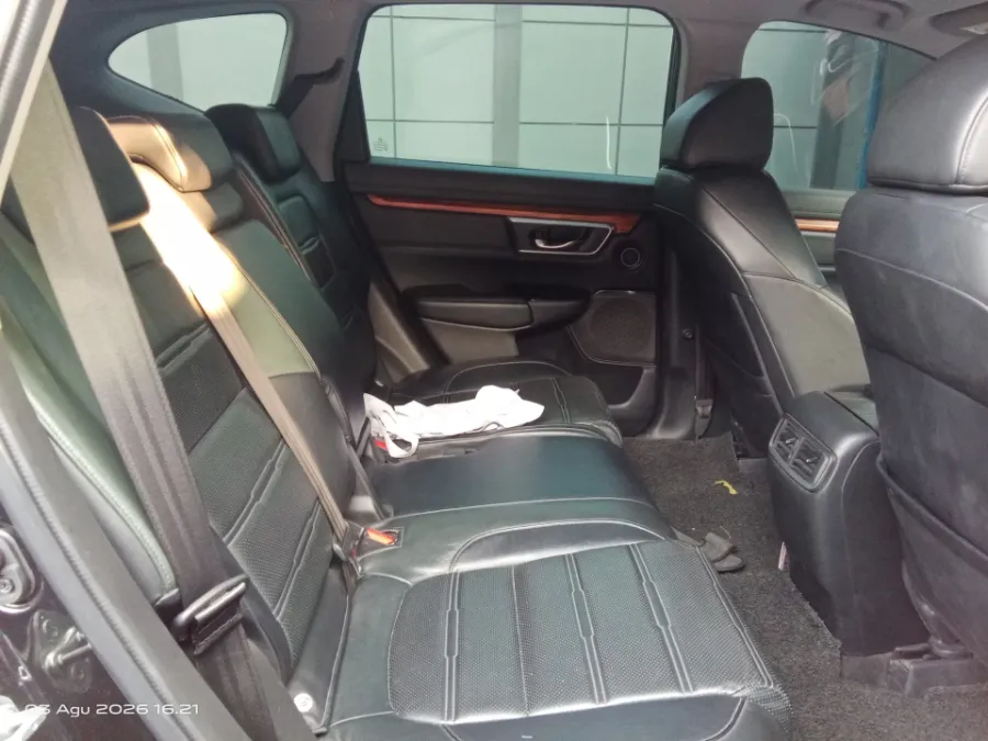 Foto Mobil Bekas Kabin Belakang Honda CR-V 1.5 Turbo Prestige tahun 2020