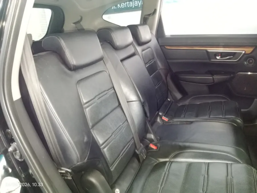 Foto Mobil Bekas Kabin Belakang Honda CR-V 1.5 Turbo Prestige tahun 2020