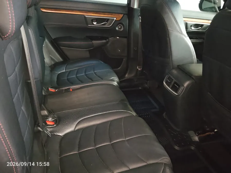 Foto Mobil Bekas Kabin Belakang Honda CR-V 1.5 Turbo Prestige tahun 2020
