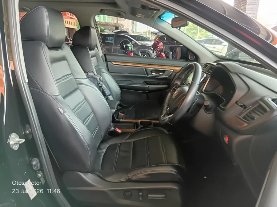 Foto Mobil Bekas Kabin Depan Honda CR-V 1.5 Turbo Prestige tahun 2020