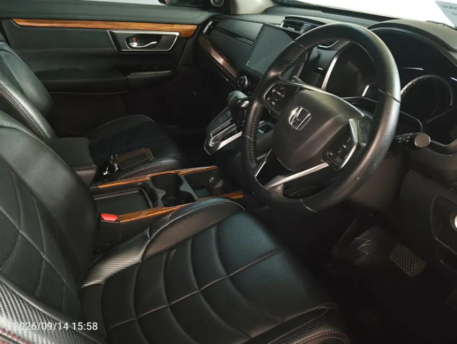 Foto Mobil Bekas Kabin Depan Honda CR-V 1.5 Turbo Prestige tahun 2020