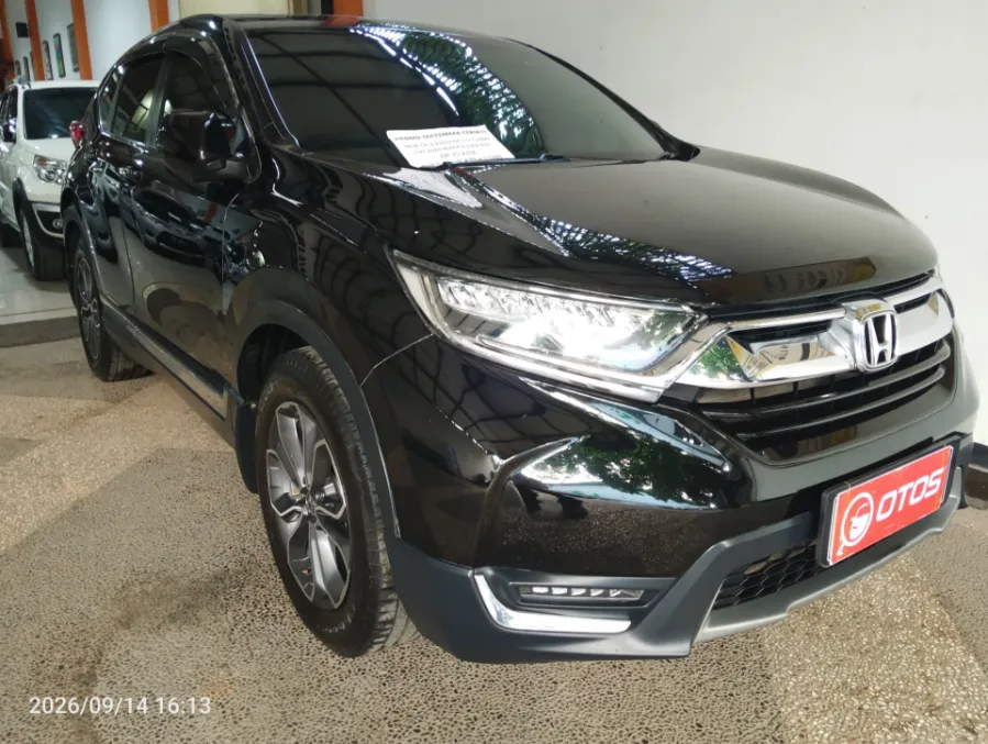 Foto Mobil Bekas Kanan Depan Honda CR-V 1.5 Turbo Prestige tahun 2020
