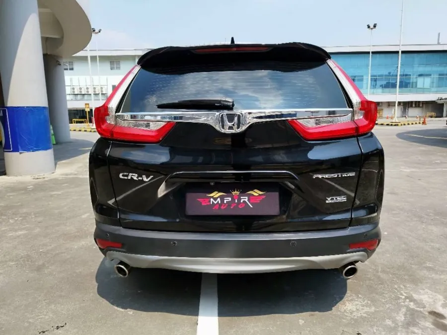 Foto Mobil Bekas Tampak Samping Honda CR-V 1.5 Turbo Prestige tahun 2020