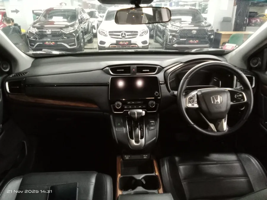 Foto Mobil Bekas Dashboard Honda CR-V 1.5 Turbo Prestige tahun 2021
