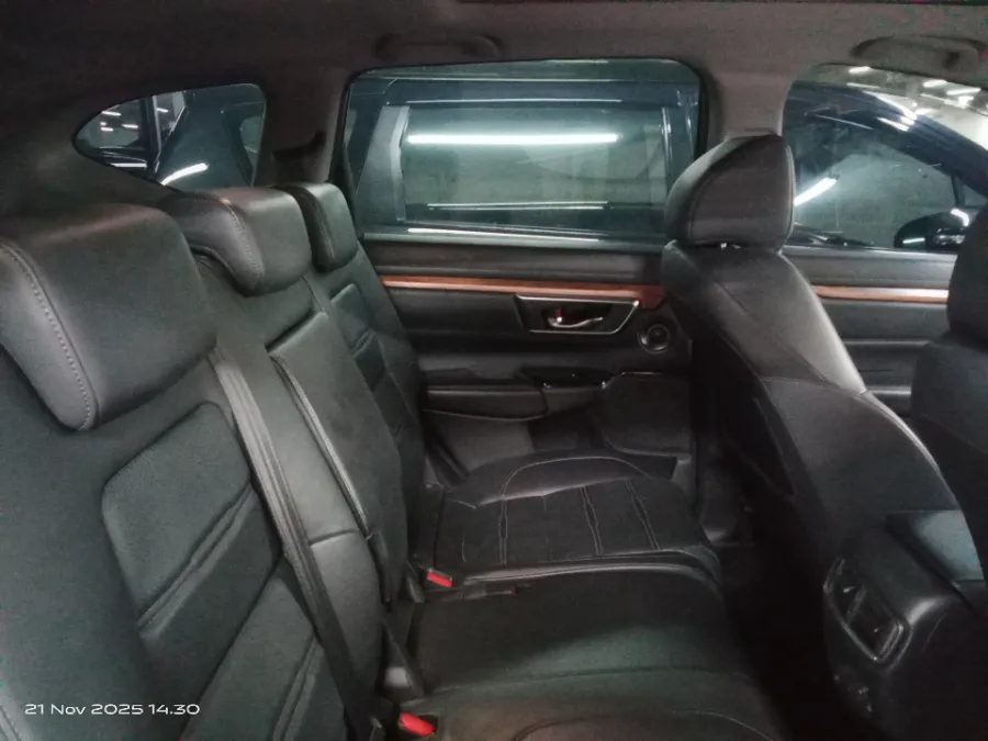 Foto Mobil Bekas Kabin Belakang Honda CR-V 1.5 Turbo Prestige tahun 2021