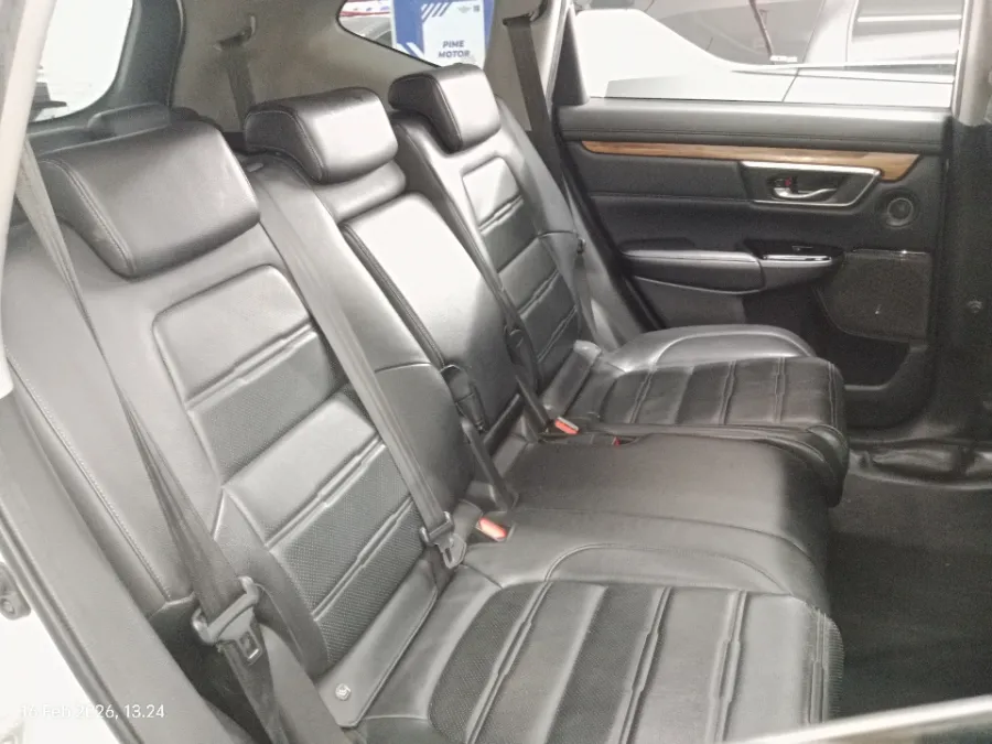 Foto Mobil Bekas Kabin Belakang Honda CR-V 1.5 Turbo Prestige tahun 2021