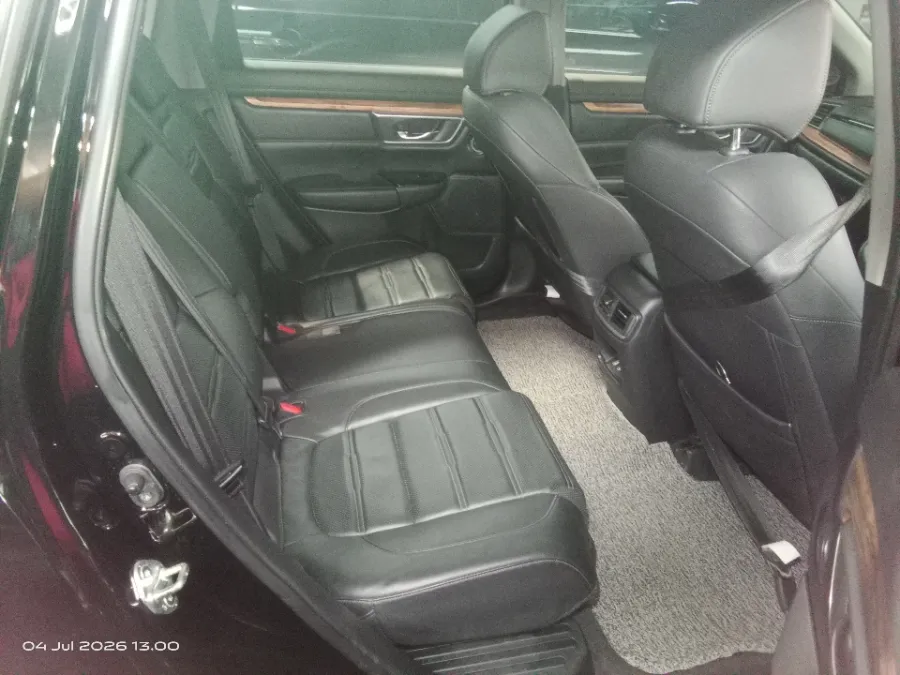 Foto Mobil Bekas Kabin Belakang Honda CR-V 1.5 Turbo Prestige tahun 2021