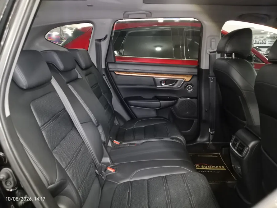 Foto Mobil Bekas Kabin Belakang Honda CR-V 1.5 Turbo Prestige tahun 2021