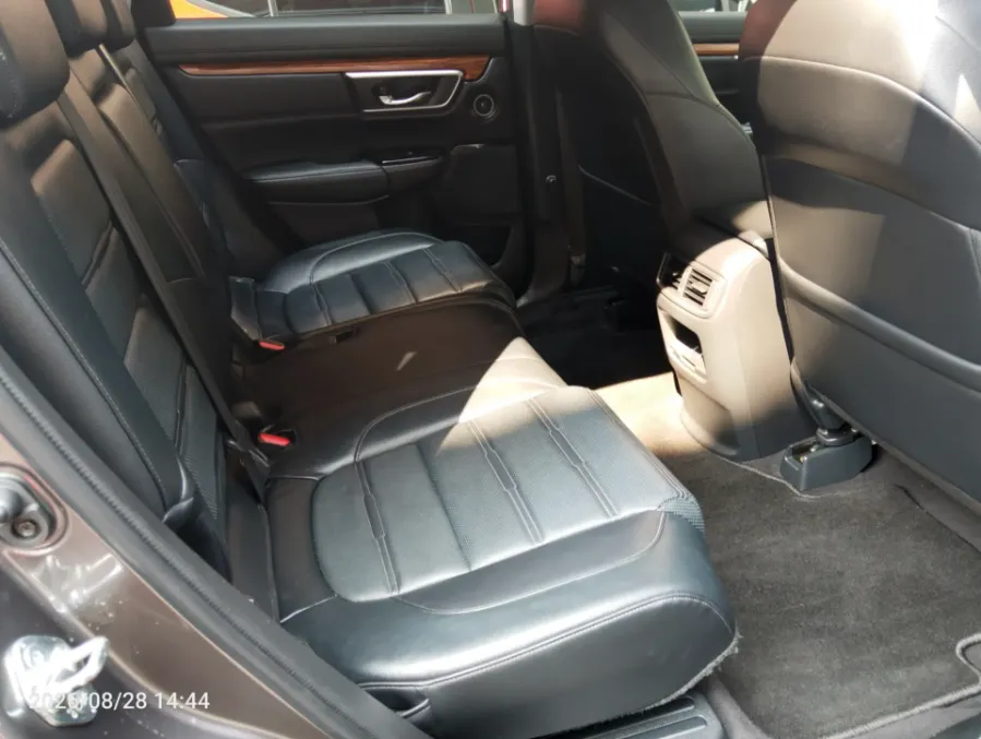 Foto Mobil Bekas Kabin Belakang Honda CR-V 1.5 Turbo Prestige tahun 2021