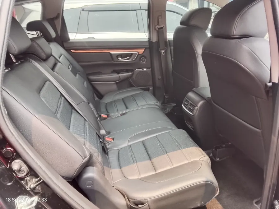 Foto Mobil Bekas Kabin Belakang Honda CR-V 1.5 Turbo Prestige tahun 2021