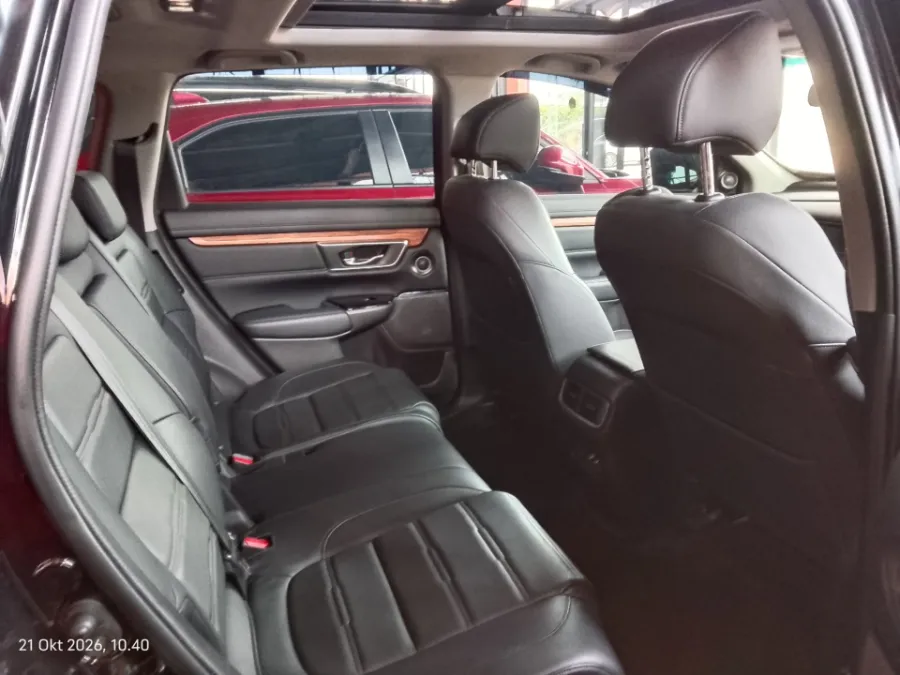 Foto Mobil Bekas Kabin Belakang Honda CR-V 1.5 Turbo Prestige tahun 2021