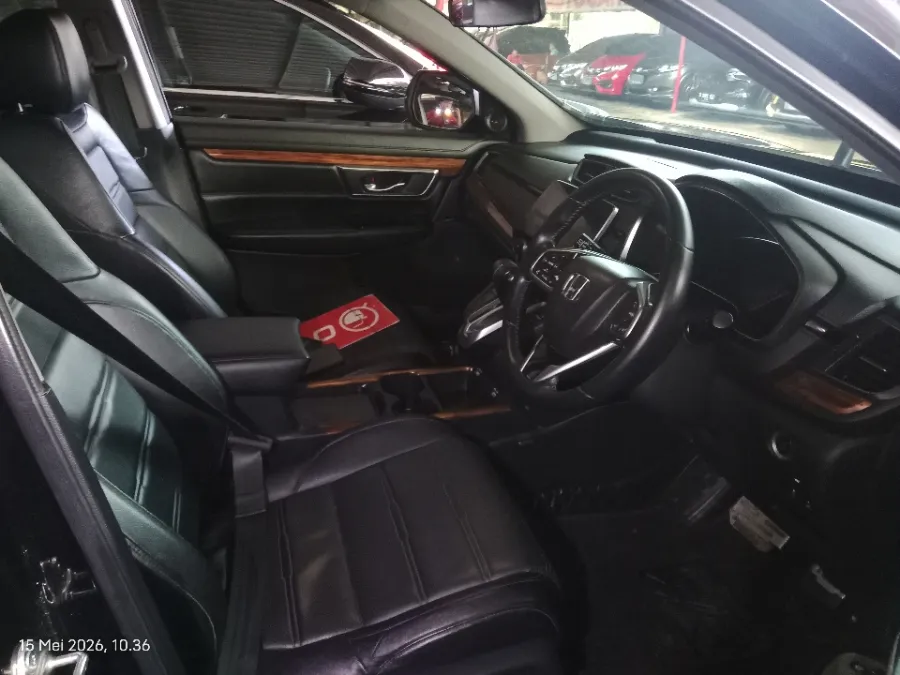 Foto Mobil Bekas Kabin Depan Honda CR-V 1.5 Turbo Prestige tahun 2021